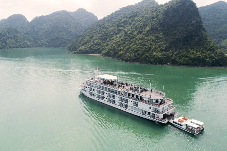 Du thuyền Paradise Grand Hạ Long